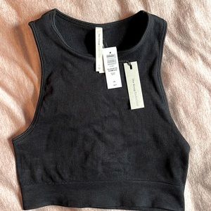ARITZIA Babaton seamless crop tank